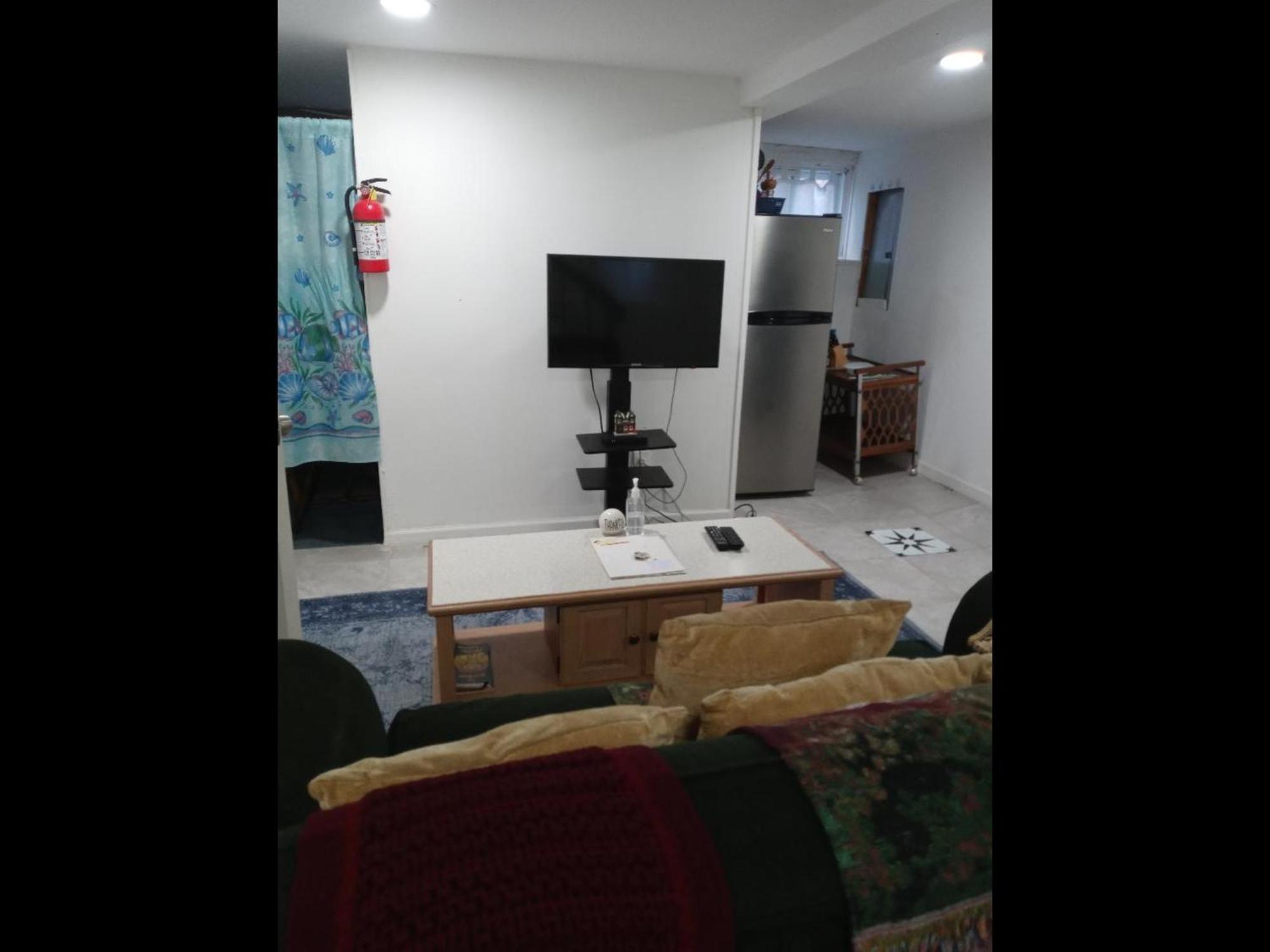 "Cozy Basement Retreat Just 40 Minutes To Nyc!" Διαμέρισμα Irvington Εξωτερικό φωτογραφία