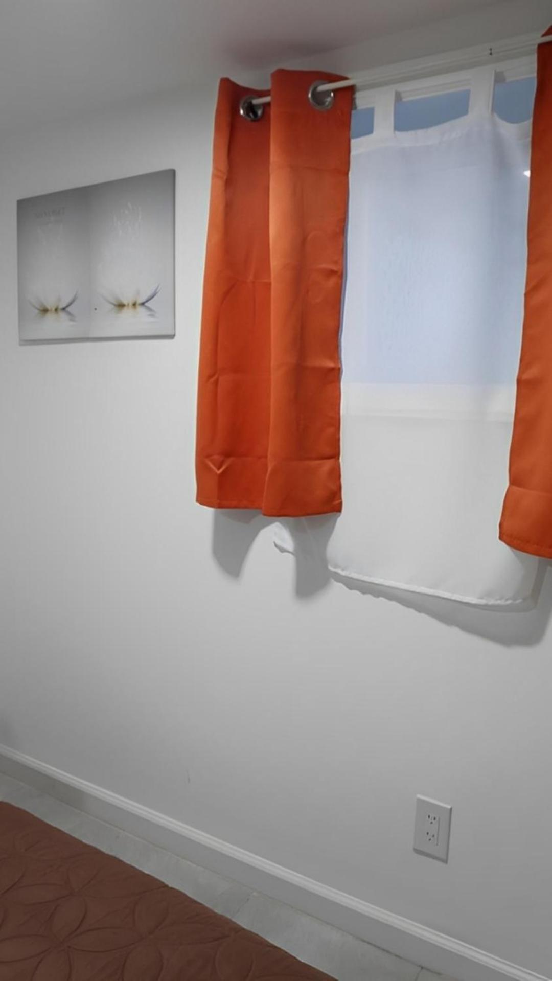 "Cozy Basement Retreat Just 40 Minutes To Nyc!" Διαμέρισμα Irvington Εξωτερικό φωτογραφία